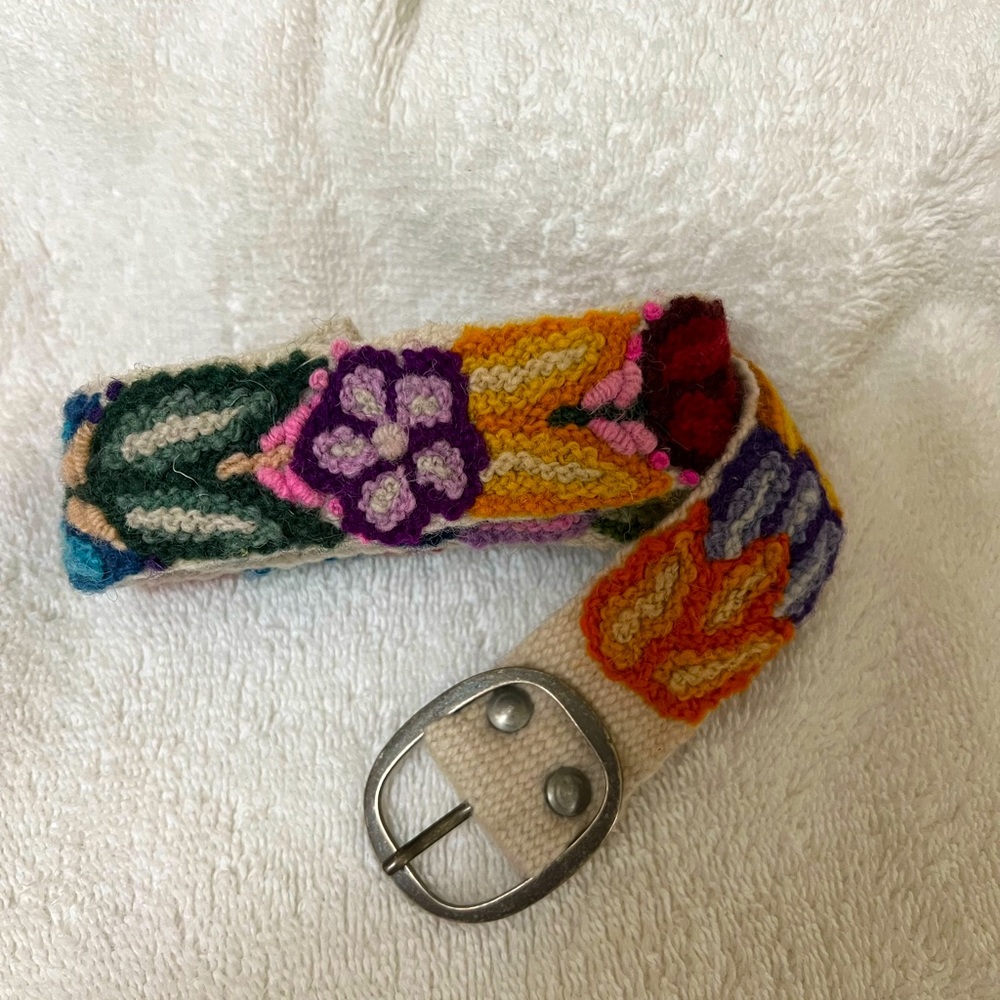 100% wool belt